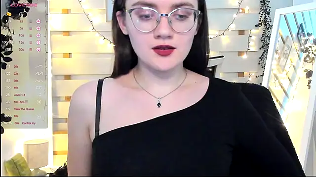 Snapshot of Josephine_jo chatting on 12/04/25, 08:06 Josephine jo online show from 12/04/25, 08:06