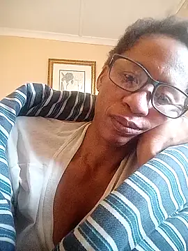 Snapshot of bustybillies chatting on 11/09/25, 03:49 bustybillies online show from 11/09/25, 03:49