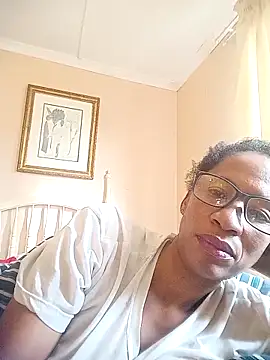 Snapshot of bustybillies chatting on 11/12/25, 05:19 bustybillies online show from 11/12/25, 05:19