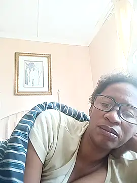 Snapshot of bustybillies chatting on 11/19/25, 05:29 bustybillies online show from 11/19/25, 05:29