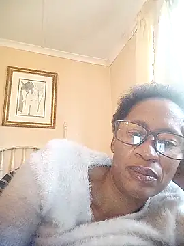 Snapshot of bustybillies chatting on 11/26/25, 06:36 bustybillies online show from 11/26/25, 06:36