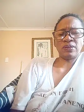 Snapshot of bustybillies chatting on 12/14/25, 05:46 bustybillies online show from 12/14/25, 05:46