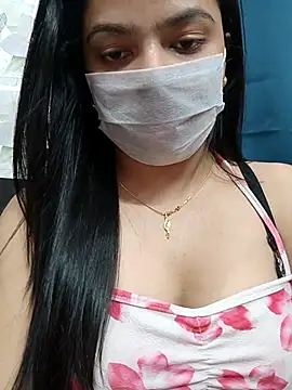 Snapshot of Myloveurvi chatting on 11/16/25, 02:11 Myloveurvi online show from 11/16/25, 02:11