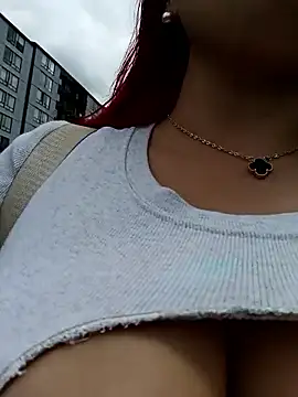 aurora sky11 online show from 10/07/25, 03:09