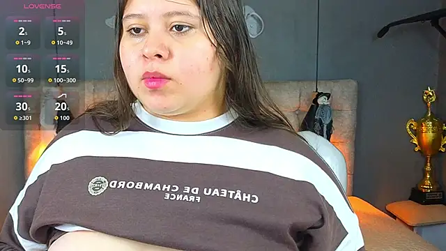 Laia and Aloby online show from 10/15/25, 10:21