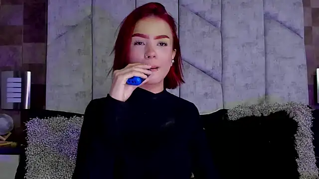 MoniicaRocha  online show from 01/26/25, 01:52