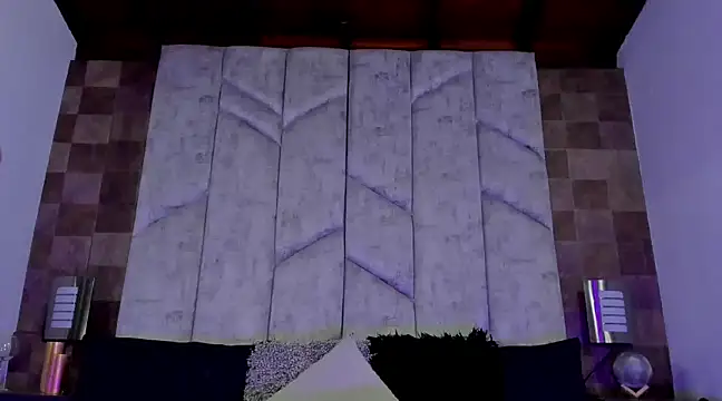 MoniicaRocha  online show from 02/19/25, 10:53