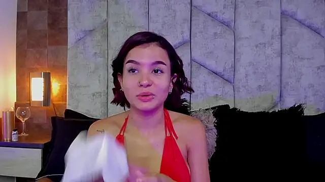 MoniicaRocha  online show from 03/01/25, 02:15