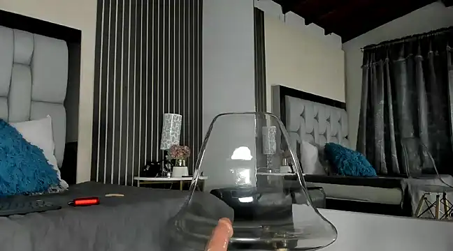 MoniicaRocha  online show from 03/14/25, 07:55