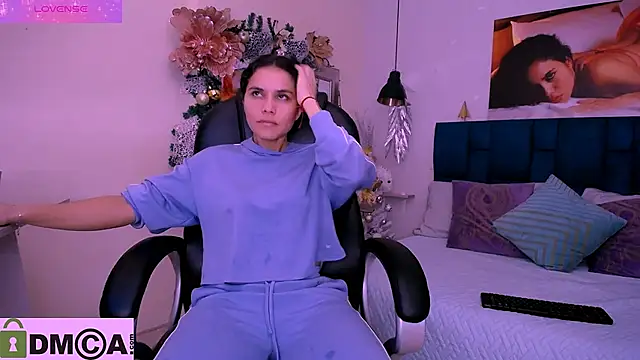 natasha  jackson online show from 12/30/24, 12:42