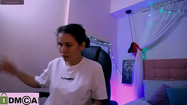 natasha  jackson online show from 01/21/25, 02:26