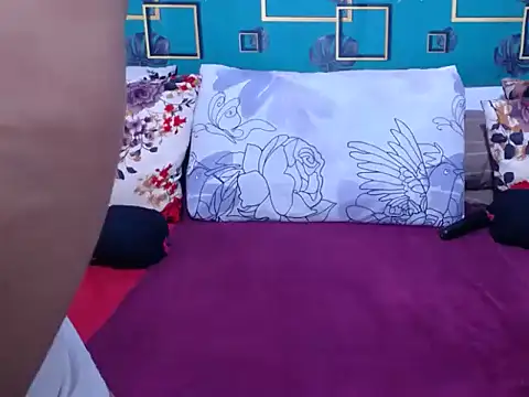 Snapshot of JennyFawX_ chatting on 11/19/25, 11:21 JennyFawX online show from 11/19/25, 11:21