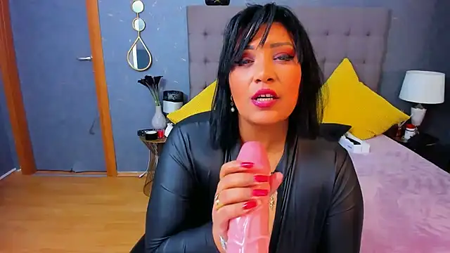 AmyCubes online show from 12/13/24, 03:00