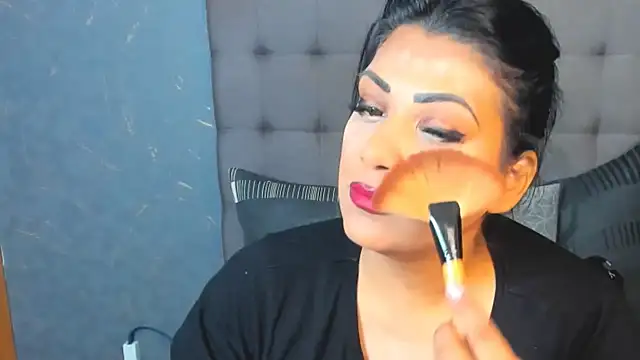 AmyCubes online show from 09/19/25, 03:52