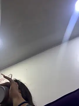 Nikol Rang   online show from 10/03/25, 07:55