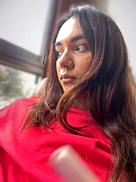 Nikol Rang   online show from 10/05/25, 04:05