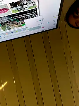 Nikol Rang   online show from 10/07/25, 08:39