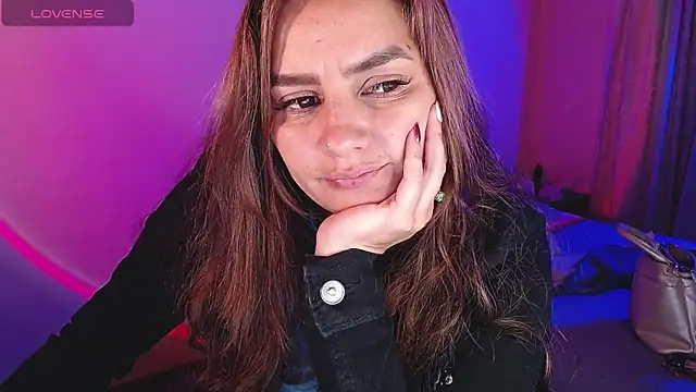 Lu perez online show from 12/06/24, 12:56