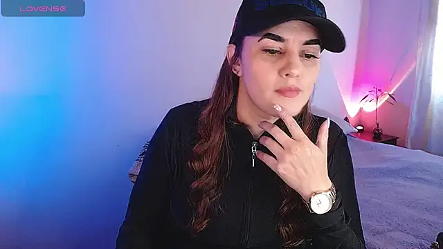 Lu perez online show from 01/18/25, 05:15