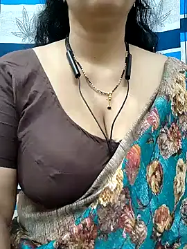 bhuvana555 online show from 12/12/24, 03:54