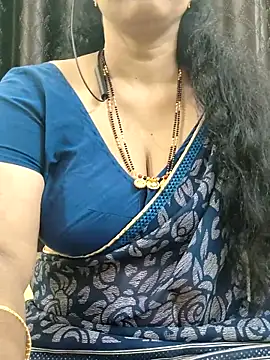 bhuvana555 online show from 10/25/25, 06:35