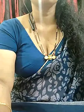 Snapshot of bhuvana555 chatting on 11/07/25, 04:51 bhuvana555 online show from 11/07/25, 04:51