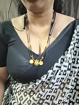 bhuvana555 online show from 06/21/26, 05:37