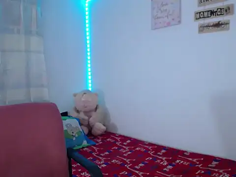 Snapshot of katty_ebonny chatting on 10/10/25, 11:15 katty ebonny online show from 10/10/25, 11:15