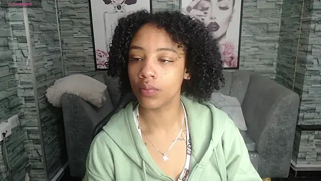 Violeth b online show from 09/23/25, 12:41