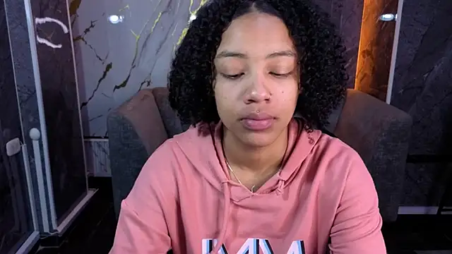 Violeth b online show from 10/28/25, 12:52