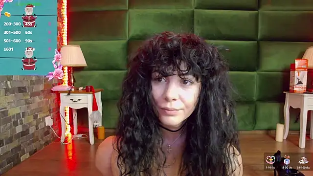 Snapshot of SelenSummer chatting on 12/13/25, 08:25 SelenSummer online show from 12/13/25, 08:25