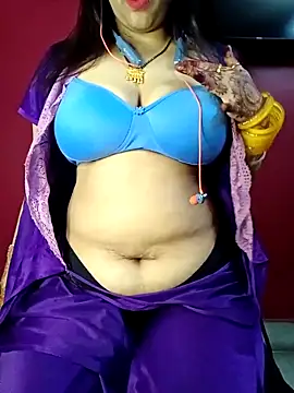 Snapshot of payal9038 chatting on 10/29/25, 11:34 payal9038 online show from 10/29/25, 11:34