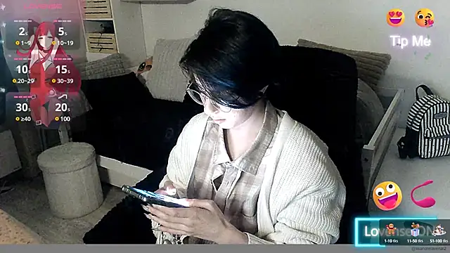 LisandreLaVenale online show from 12/13/24, 09:20