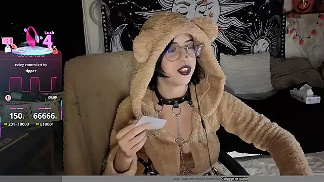 LisandreLaVenale online show from 10/09/25, 10:19