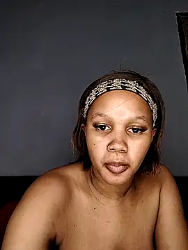 Snapshot of Sego_TeeTee chatting on 06/21/26, 10:23 Sego TeeTee online show from 06/21/26, 10:23