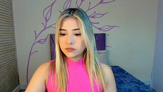 DahliaMoore online show from 01/05/25, 01:47
