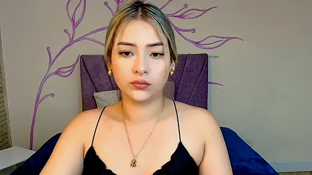 DahliaMoore online show from 01/15/25, 01:52