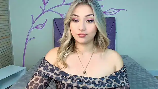 DahliaMoore online show from 02/06/25, 10:53