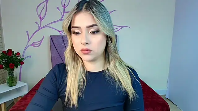 DahliaMoore online show from 02/20/25, 07:41