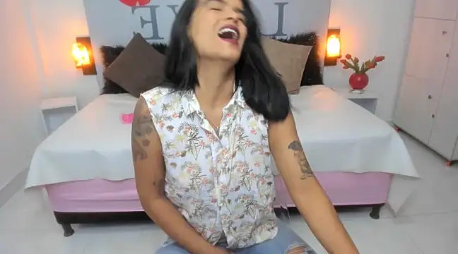 AishaaSquirt online show from 03/06/25, 12:41
