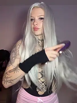 Julamayana online show from 10/13/25, 07:47