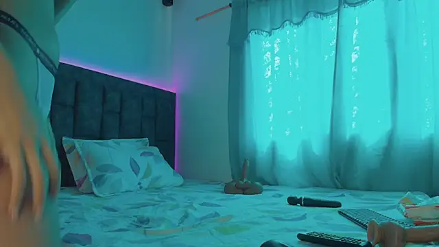 IssabellaLopez online show from 11/21/25, 07:01