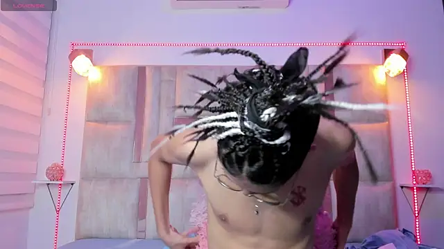 manu vera online show from 03/19/25, 07:38