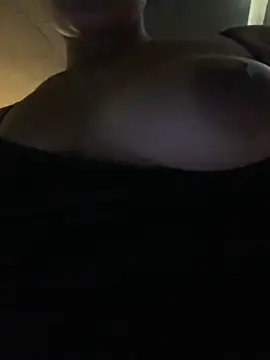 faysexu online show from 11/18/25, 03:27