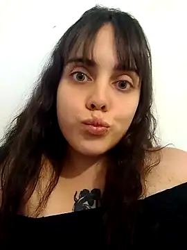 lucylovles online show from 12/04/24, 08:56