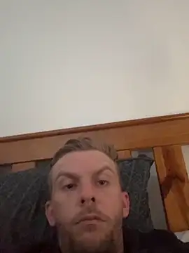 aus guy93 online show from 10/29/25, 03:20