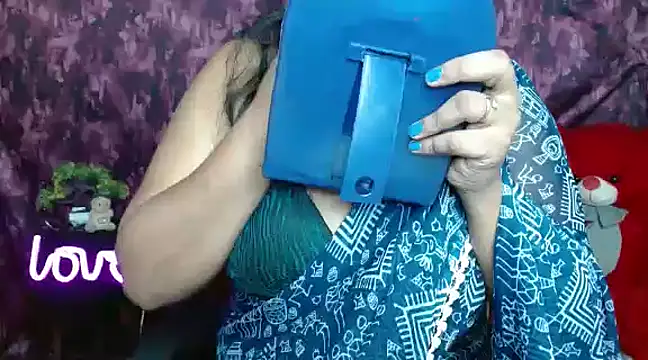 Naughty Ayesha1 online show from 12/29/24, 05:31