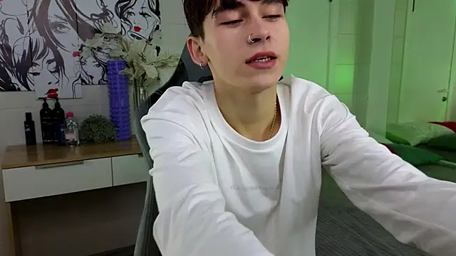 Snapshot of Bad_Boy9996 chatting on 12/15/24, 09:53 Bad Boy9996 online show from 12/15/24, 09:53