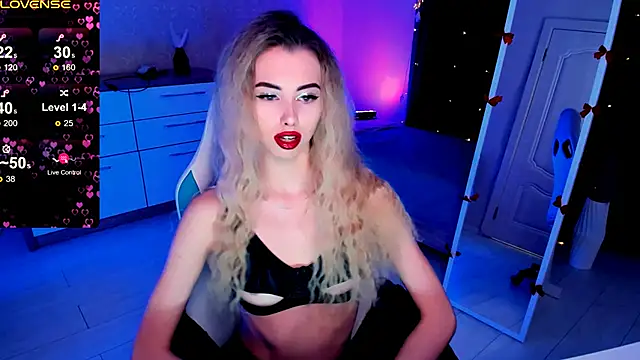 Emilia Klar online show from 02/24/25, 07:33