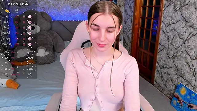 Snapshot of _flowersweeet_ chatting on 11/17/25, 08:58 flowersweeet online show from 11/17/25, 08:58